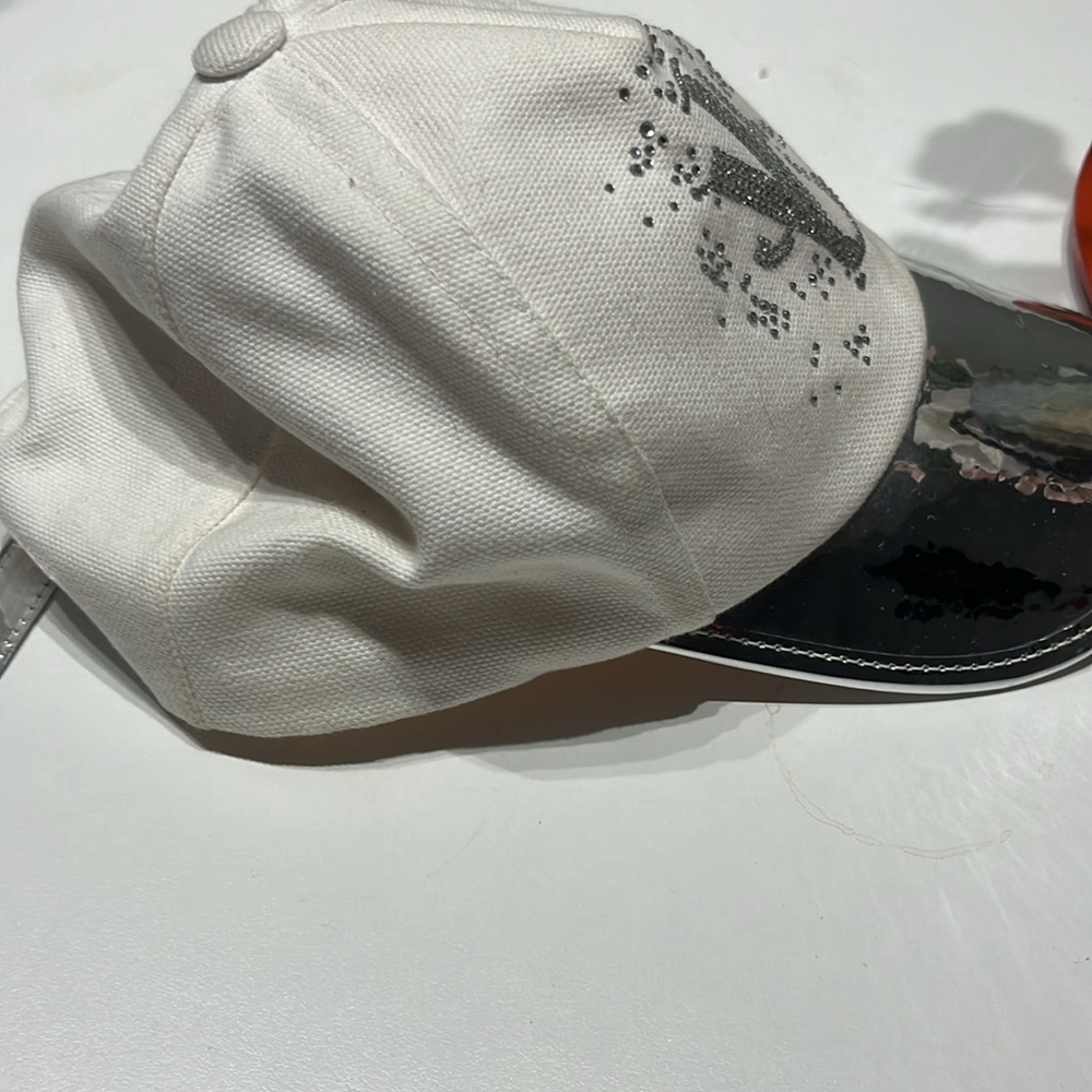 Versace hat - Picture 3 of 10